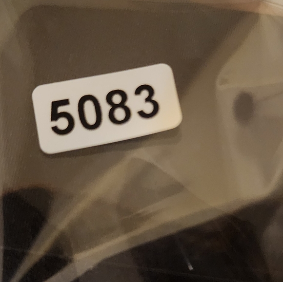 ATHLETA Women's Long Sleeves Athletic atop with Thumbs hole size L - Picture 12 of 12